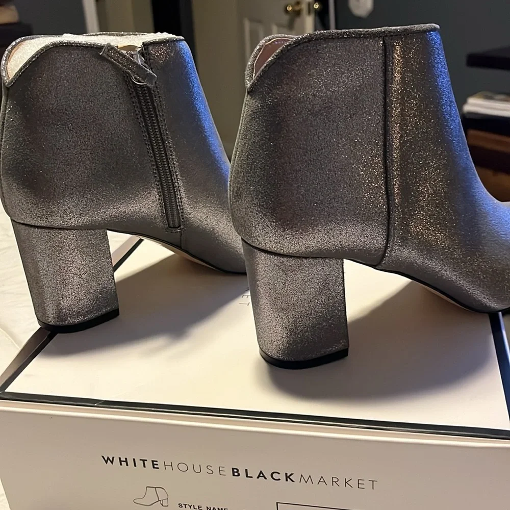 Silver Bootie size 8m!  Brand new in box perfect for the Holidays